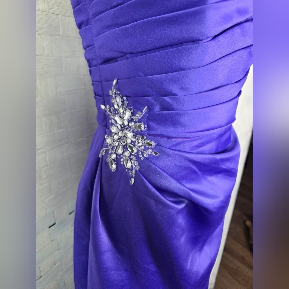 MORI LEE DRESS - Picture 3 of 9